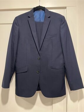 Classic Navy Men's Blazer - Tailored Two-Button Jacket and pants suit set